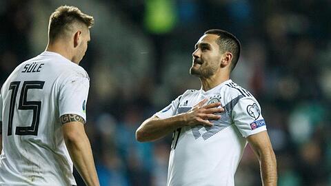 Sorgte in Estland für Gesprächsstoff: Ilkay Gündogan (r).