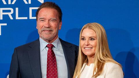 Arnold Schwarzenegger und seine Partnerin Heather Milligan.