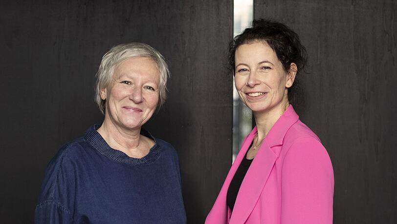 Katrin Beck und Manuela Kerer leiten die Biennale. Katrin Beck und Manuela Kerer leiten die Biennale.