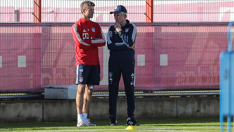 Bayern-Trainer Jupp Heynckes baut im Zweifel auch auf eine interne Lösung - zum Beispiel mit Thomas Müller (links).