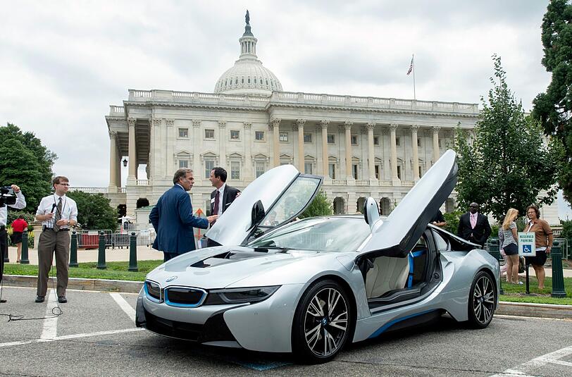Platz 2: Der BMW i8. Das Elektroauto der Luxusklasse, besonders begehrt bei den 31-45-Jährigen, landet auf dem zweiten Platz. Foto: Michael Reynolds