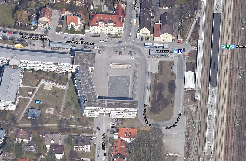 Der Walter-Sedlmayr-Platz in Feldmoching soll endlich ein richtiges Stadtteilzentrum werden. Deshalb wird am östlichen Rand gebaut.
