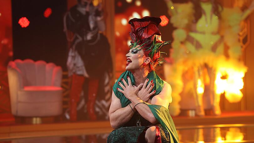 Schauspieler Hardy Krüger konnte als Dragqueen Hydra die Show "Viva la Diva" gewinnen. Schauspieler Hardy Krüger konnte als Dragqueen Hydra die Show "Viva la Diva" gewinnen.
