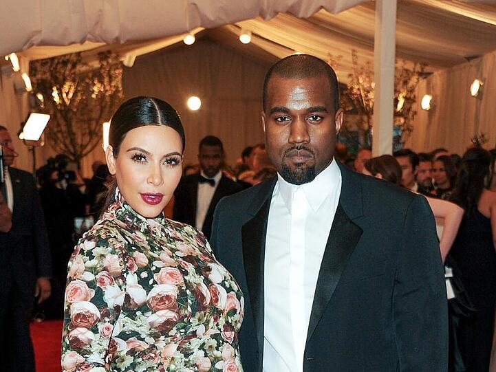 Jetzt mit den Beckhams unterwegs: Kim Kardashian und Kanye West