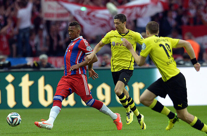 Jerome Boateng: Note 2. Rechter Mann der Dreierkette. Bearbeitetet oft Lewandowski, foulte gelb-reif schließlich aber Reus (67.). Hatte seine Nerven aber diesmal im Griff und eroberte vor dem 1:0 den Ball.