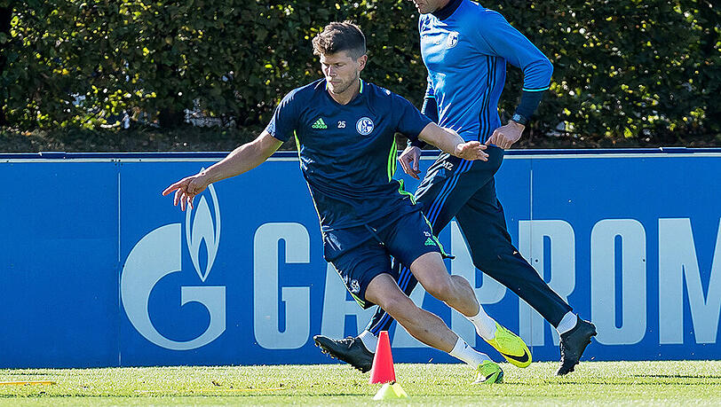 Klaas-Jan Huntelaar fehlt Schalke wochenlang. Klaas-Jan Huntelaar fehlt Schalke wochenlang.