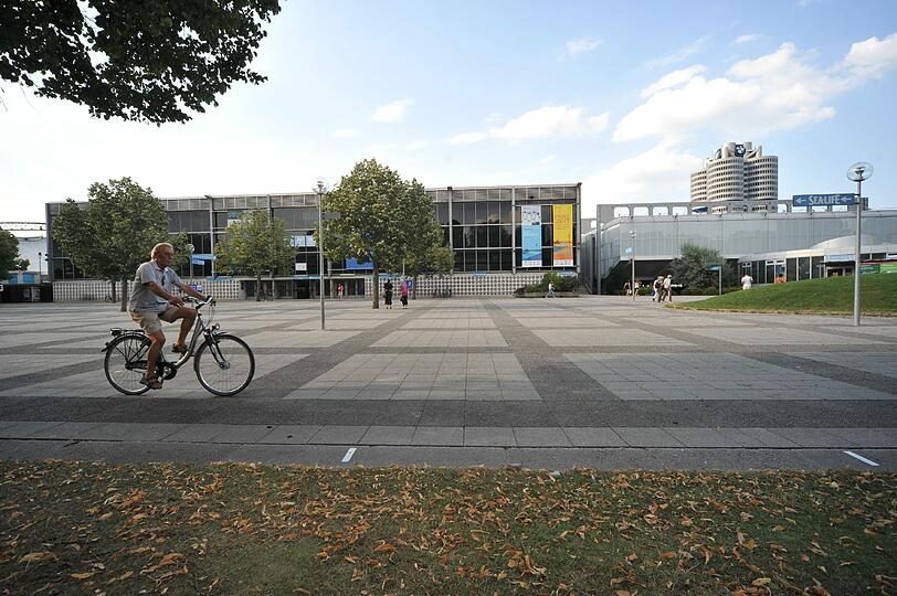 Hier soll die neue Halle entstehen - anstelle der Olympia-Eishalle.