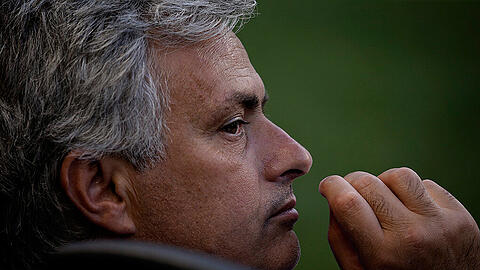 Bei einer weiteren Niederlage wird es eng für ihn: Chelsea-Coach José Mourinho.