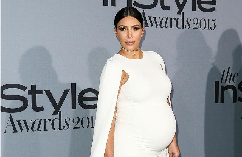 Kim Kardashian muss alle fünf Sekunden pinkeln, weil das Baby auf ihre Blase drückt.