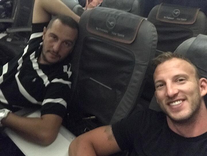 Mario Daser fliegt mit seinem Persönlichen Assistenten nach Rom