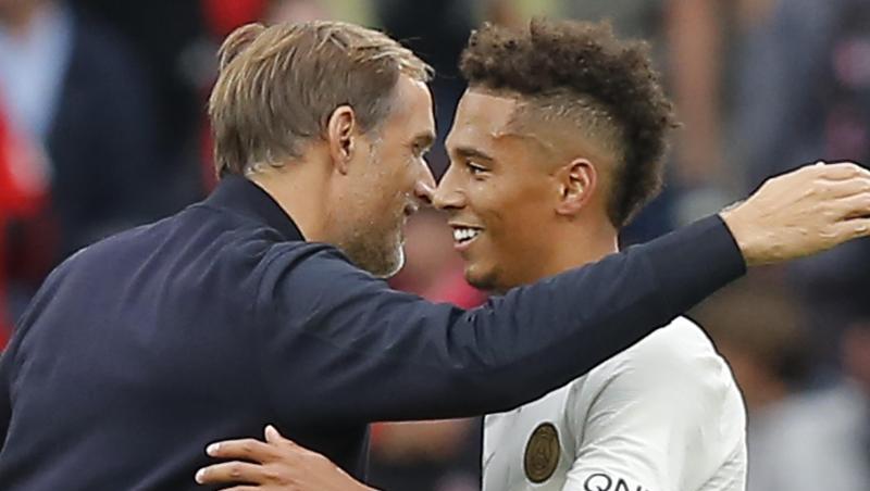 PSG-Trainer Thomas Tuchel und sein Spieler Thilo Kehrer sind französischer Meister. PSG-Trainer Thomas Tuchel und sein Spieler Thilo Kehrer sind französischer Meister.