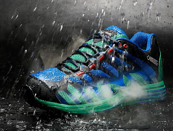 Mit der Rundumbelüftung wird deutlich, spürbar und messbar mehr Feuchtigkeit aus dem Schuh gewirbelt, als bei allen bisherigen Techniken.