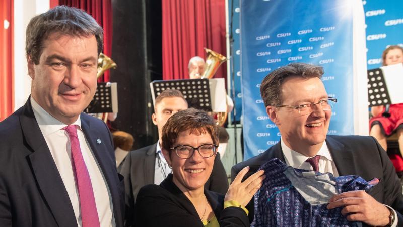 Söder, (l-r, CSU), Kramp-Karrenbauer (CDU), Frieser (CSU). Foto: Daniel Karmann Söder, (l-r, CSU), Kramp-Karrenbauer (CDU), Frieser (CSU). Foto: Daniel Karmann