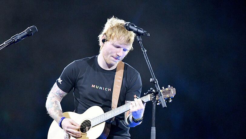 Ed Sheeran performte beim Konzert meist alleine auf der Bühne.