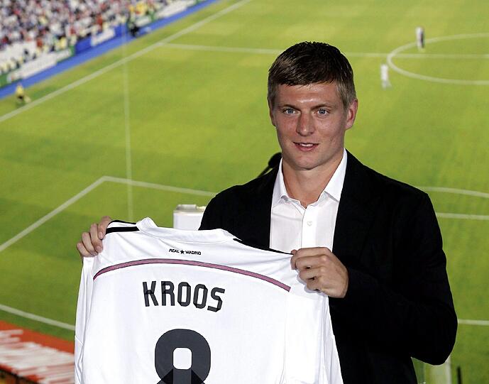 Toni Kroos ofiziell bei Real Madrid vorgestellt: Die Bilder!