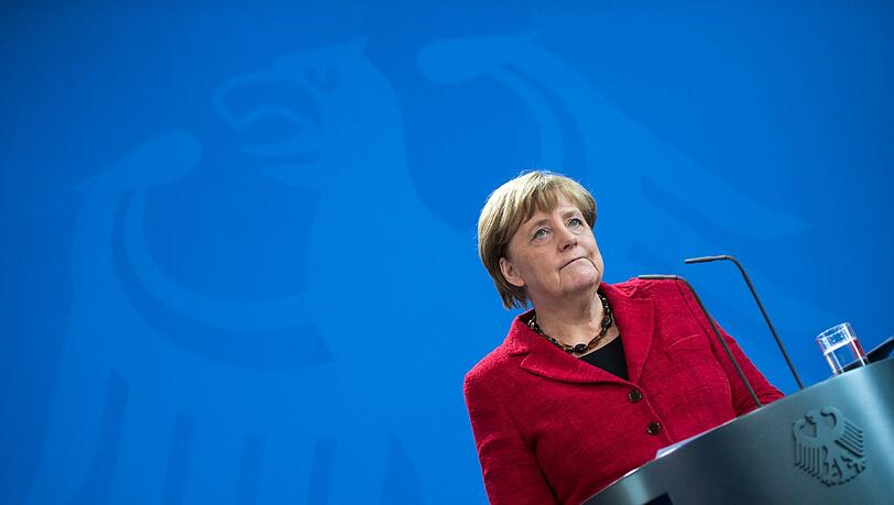Laut dem Bundestagsabgeordneten Norbert Röttgen will Angela Merkel bei der nächsten Bundestagswahl wieder antreten. Laut dem Bundestagsabgeordneten Norbert Röttgen will Angela Merkel bei der nächsten Bundestagswahl wieder antreten.