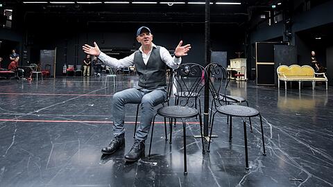 Der Intendant Josef E. Köpplinger auf einer der Probebühnen des Staatstheaters am Gärtnerplatz.
