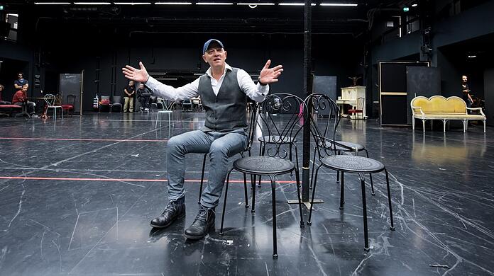 Der Intendant Josef E. Köpplinger auf einer der Probebühnen des Staatstheaters am Gärtnerplatz.