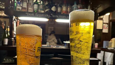 In Dundonald kann das klassische Pint schon bald neben einer Lidl-Filiale genossen werden. (Archivbild)