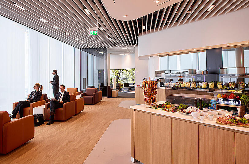 Nur wer den HON-Status erreicht hat, darf die exklusive First-Class-Lounge der Lufthansa betreten.