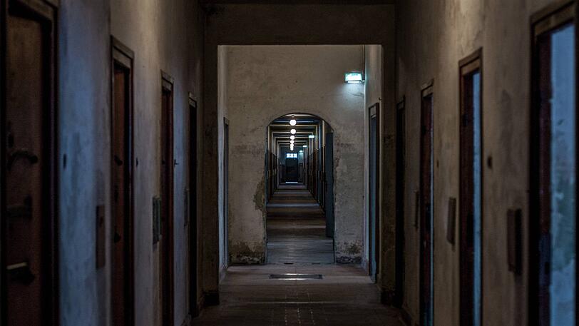 Im Bunker des KZ Dachau wurden die Häftlinge eingesperrt.