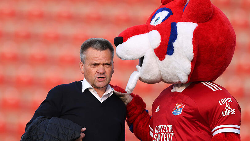 Haching-Boss Manni Schwabl ist der Förderer von DFB-Juwel Karim Adeyemi Haching-Boss Manni Schwabl ist der Förderer von DFB-Juwel Karim Adeyemi