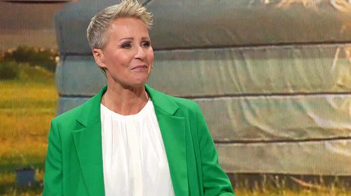 Sonja Zietlow kann ihre Tränen nicht zurückhalten.