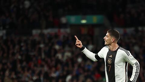 Kai Havertz jubelt über sein Tor zum zum 2:0 gegen England.