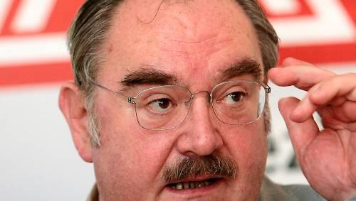 Bayerns IG-Metall-Chef Werner Neugebauer verteidigt die Acht-Prozent-Forderung Bayerns IG-Metall-Chef Werner Neugebauer verteidigt die Acht-Prozent-Forderung