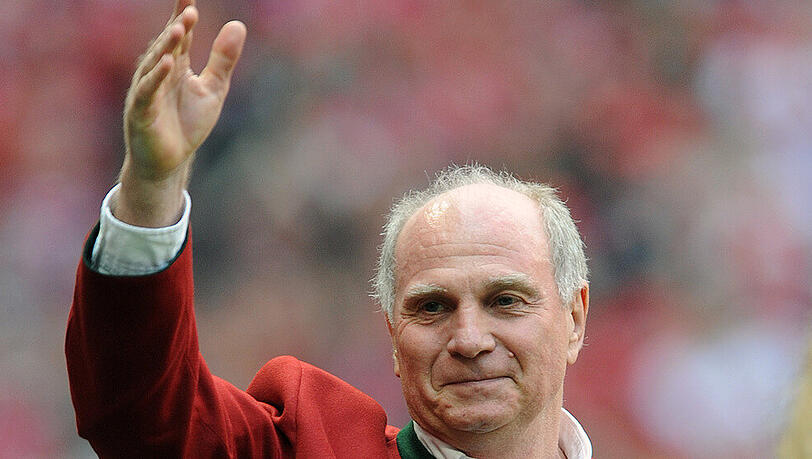 Uli Hoeneß ist nicht länger Präsident des FC Bayern München Uli Hoeneß ist nicht länger Präsident des FC Bayern München