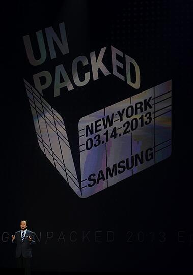 Samsung Mobilfunk-Chef J.K. Shin präsentiert das Galaxy S4.
