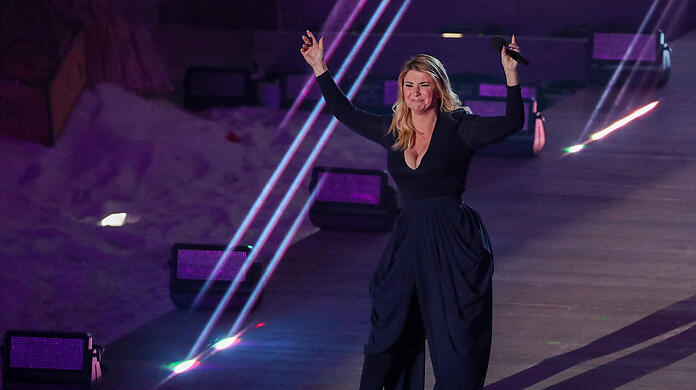 Beatrice Egli bei der Schlagerstrandparty 2022 von Florian Silbereisen.