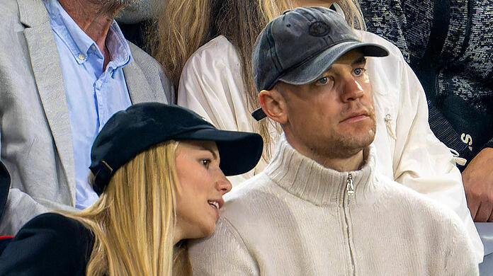 Seit November 2023 verheiratet: Fußball-Torwart Manuel Neuer und seine Anika.