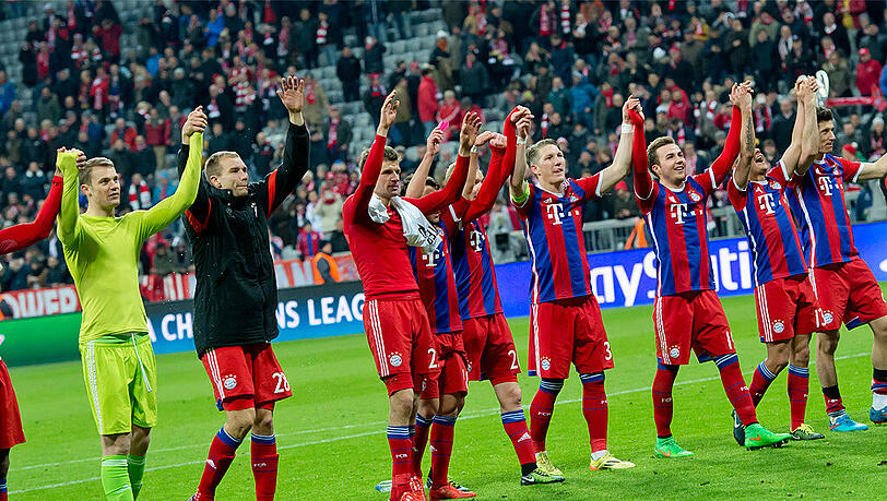 Der FC Bayern München ist ohne Mühe ins Viertelfinale der Champions League gestürmt. Der FC Bayern München ist ohne Mühe ins Viertelfinale der Champions League gestürmt.