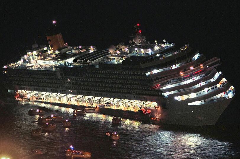 Vor der italienischen Westküste lief die Costa Concordia...