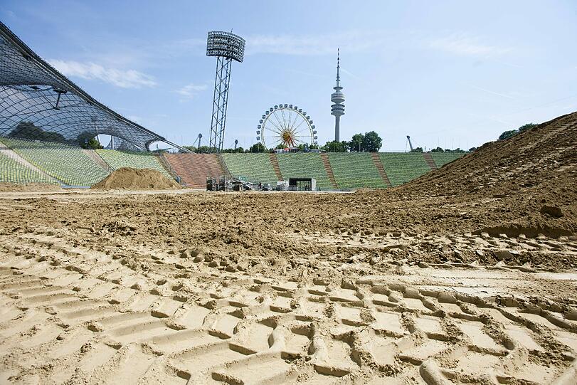 Die X-Fighters im Olympiastadion: Spektakuläre Fotos