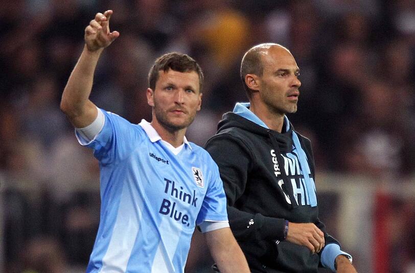 Muss noch kürzer treten: Benny Lauth (l.) mit Trainer Alexander Schmidt vom TSV 1860.