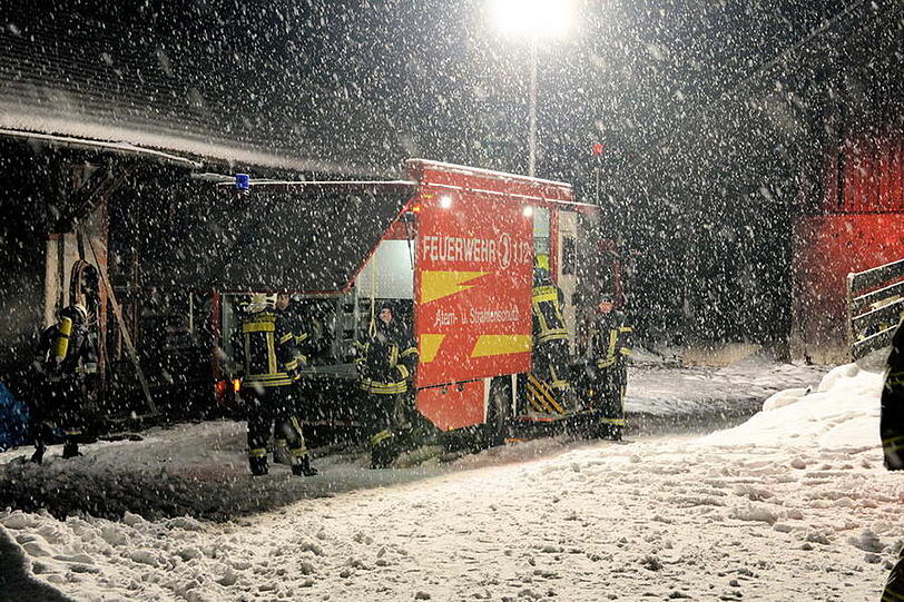 Wohnhausbrand in Unterwössen: Die Bilder vom Einsatz