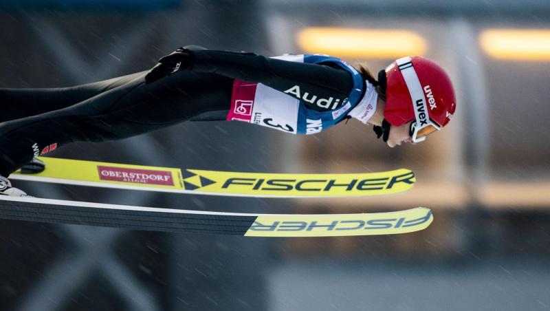 Katharina Althaus gewann mit den deutschen Skispringerinnen den Team-Wettbewerb in Zao. Katharina Althaus gewann mit den deutschen Skispringerinnen den Team-Wettbewerb in Zao.