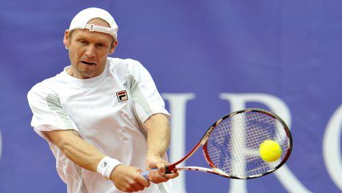 Olympionike aus Leidenschaft: Bereits 2004 in Athen ging Tennis-Profi Rainer Schüttler für Deutschland an den Start. Diesmal musste er sich jedoch ins Teilnehmerfeld einklagen. Olympionike aus Leidenschaft: Bereits 2004 in Athen ging Tennis-Profi Rainer Schüttler für Deutschland an den Start. Diesmal musste er sich jedoch ins Teilnehmerfeld einklagen.