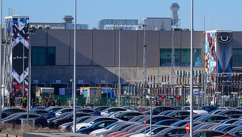 Das Ergebnis der Betriebsratswahl bei Tesla in Gr&uuml;nheide steht fest. (Archivbild)