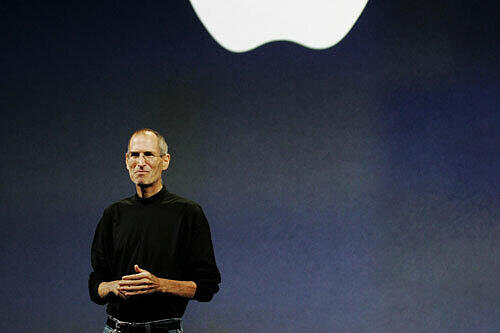 Geschäftsfüher, Mitbegründer und Kultfigur: Am Mittwoch empfängt die Gemeinde wieder andächtig das neueste Apple-Produkt aus den Händen von Steve Jobs.