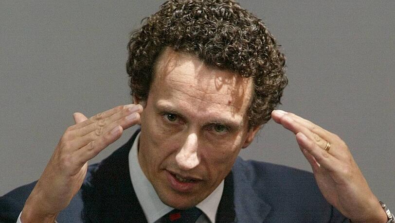 Der Münchner Philosophie-Professor und Ex-Kulturstaatsminister Julian Nida-Rümelin. Der Münchner Philosophie-Professor und Ex-Kulturstaatsminister Julian Nida-Rümelin.