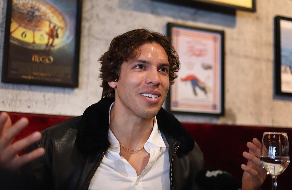 Schwarzenegger hat Sohn Joseph Baena Disziplin beigebracht