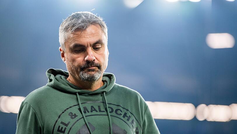 Schalkes Trainer Thomas Reis hat eine schwere Aufgabe übernommen.