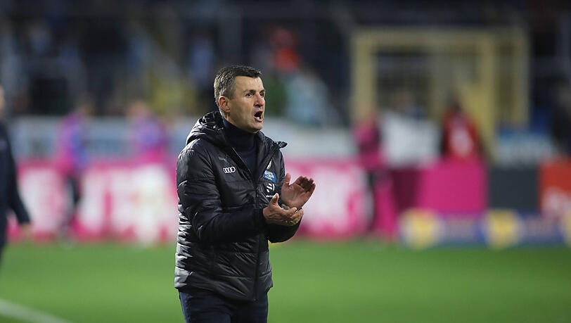 Musste sich seiner Zeit im Toto-Pokal Illertissen geschlagen geben: Ex-Sechzig-Coach Michael Köllner. Musste sich seiner Zeit im Toto-Pokal Illertissen geschlagen geben: Ex-Sechzig-Coach Michael Köllner.