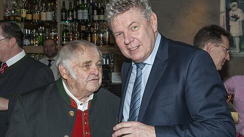 "Er war Gastgeber aus Passion", sagt Münchens Oberbürgermeister Dieter Reiter (rechts) über den am Montag verstorbenen Richard Süßmeier. (Archivbild)