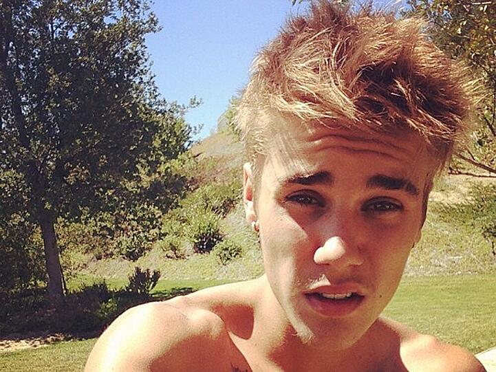 Mit seinem Bart und neuen Tattoos will Bieber weg vom Bubi-Image