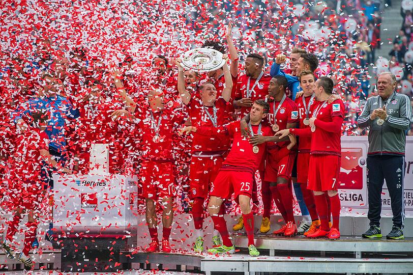 FC Bayern München ist Meister: Die besten Feier-Bilder aus der Allianz Arena!