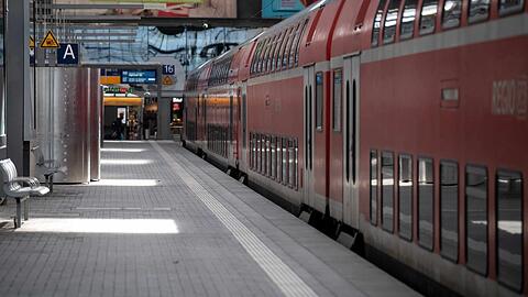 Das Feuer wurde in einem Regionalzug nach Nürnberg gelegt.